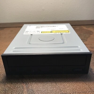 HL Data Storage Cd-R/Rw Drive (GCE-8483B) Hitachi-LG Untested - Image 1 of 4