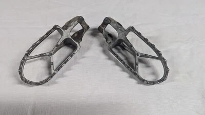 2016-2022 KTM OEM Foot Pegs 125 150 250 350 450 SX-F XC-F SX Stock Footpegs - Image 1 of 4