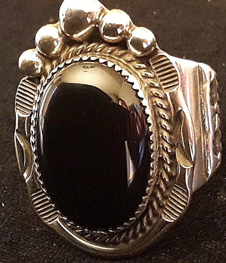 Anillo de hombre raro hecho a mano con ONYX negro y plata de ley Foto 1 de 4