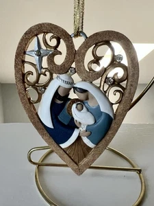 Ornamento Natività a Forma di Cuore Eredità d'Amore Decorazione da Appendere Natale  - Foto 1 di 3