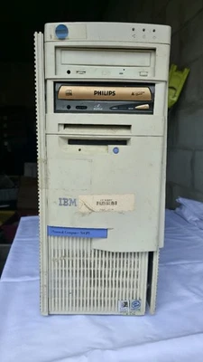 Vintage IBM Personal Computer 300PL - Pentium II Tower - Retro Gaming PC Gehäuse - Bild 1 von 4