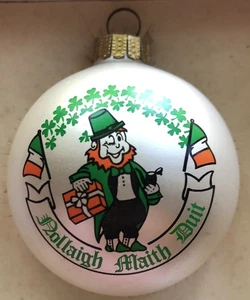 Vintage Irish Leprechaun Ball Ornament Nollaigh Maith Duit Ira Jones Co Chicago - Picture 1 of 3