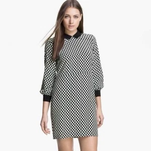 NWT Kate Spade Finn Silk Shift Dress Size 4 Pop of Color Mink/Black Polka Dot - Picture 1 of 15