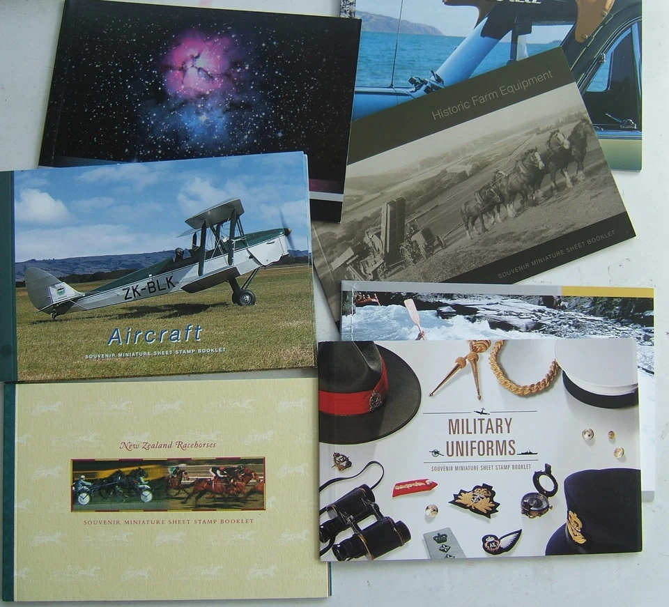 NEW ZEALAND STAMP MINIATURE SHEET PRESTIGE BOOKLETS  NEW & UNUSED - Image 1 of 1