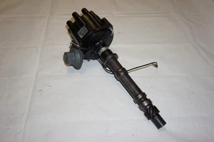 1957 C1 Corvette Distributor 283 / 230HP Delco-Remy 1110890 Date Code 7B8 - Picture 1 of 12
