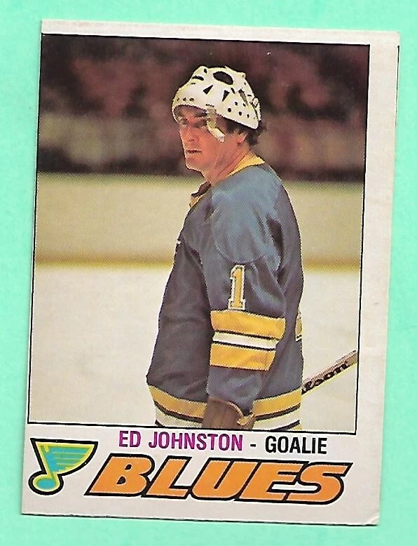 (1) ED JOHNSTON  1977-78 O-PEE-CHEE  # 276 BLUES GOALIE MISCUT CARD   (J2486)