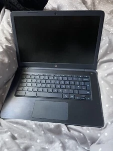 HP 14-db0500sa AMD A4 9120 4GB 32GB 14 Inch Chromebook - Dark Blue - Picture 1 of 5