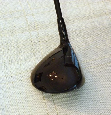 Titleist TSR2 15* Fairway Wood 5.0 Senior Flex Project X HZRDUS Red CB 60g / HC - Image 1 of 4