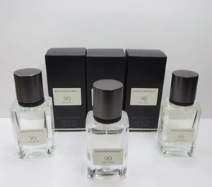 BANANA REPUBLIC 90 PURE WHITE EAU DE PARFUM 0.5 OZ BOXED (LOT OF 3) - Picture 1 of 7