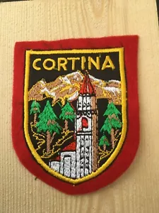 Patch toppa CM8X6 scudetto in stoffa ricamato della città di Cortina - Foto 1 di 2