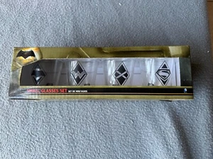 DC Comics Batman Vs Superman (Set Of 4) Mini Glasses /shot glasses - Picture 1 of 2