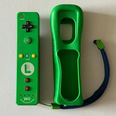 Nintendo Wii Motion Plus Luigi ver. con giacca telecomando verde gioco Giappone - Immagine 1 di 4