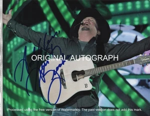 GARTH BROOKS - FABULOUS COUNTRY LEGEND - HANDSIGNIERTES HANDSIGNIERTES FOTO MIT COA - Bild 1 von 2