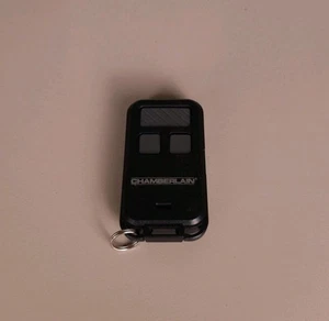 Chamberlain 956EV-P2 3-Button Garage Door Remote Control Tested - Picture 1 of 5