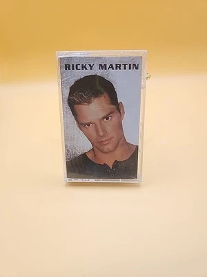 Ricky Martin Self Titled Latin Pop Music Album Cassette Tape  1999 Foto 1 de 4