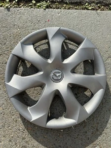 14-18 Mazda 3 16” Hubcap Wheel Cover B45A37170 OEM 15 16 17 Nice - Picture 1 of 10