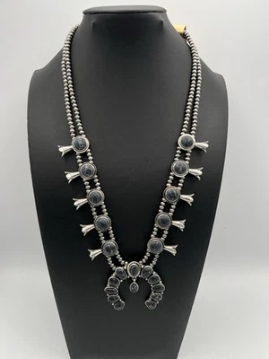 Lote De 12 Collares Negros Howlita Piedra Flor de Calabaza Declaración Boho Indi Nuevos Foto 1 de 4