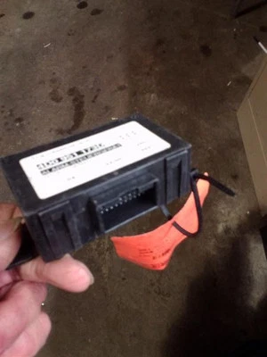 Левостороннее заднее сиденье с блокировкой кражи шасси ECM подходит для 01–05 AUDI ALLROAD 186625 - Изображение 1 из 3