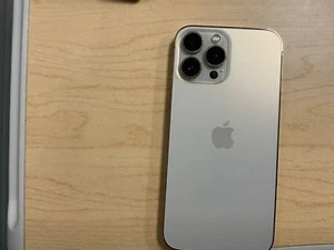 Apple iPhone 13 Pro Max - 128 GB - Gray (Unlocked) - Picture 1 of 2