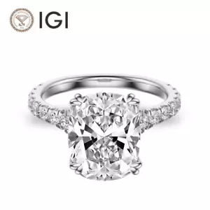Anillo de compromiso de diamantes cultivados en laboratorio corte cojín IGI 2,50 quilates F VS2 platino 900 - Imagen 1 de 4
