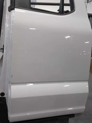 2023 Ford F150 Pickup Left Door White SCRATCHES, SCUFFS, OEM Part 719699 - Image 1 of 2