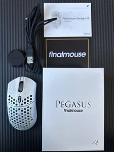 Finalmouse Starlight 12 Pegasus M Gaming mouse White Used - Bild 1 von 7