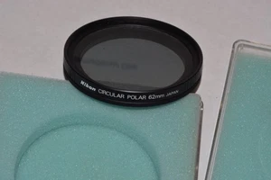 Genuine Nikon 62 MM lens circular rotating polarizer/polarizing filter w/case - Picture 1 of 6