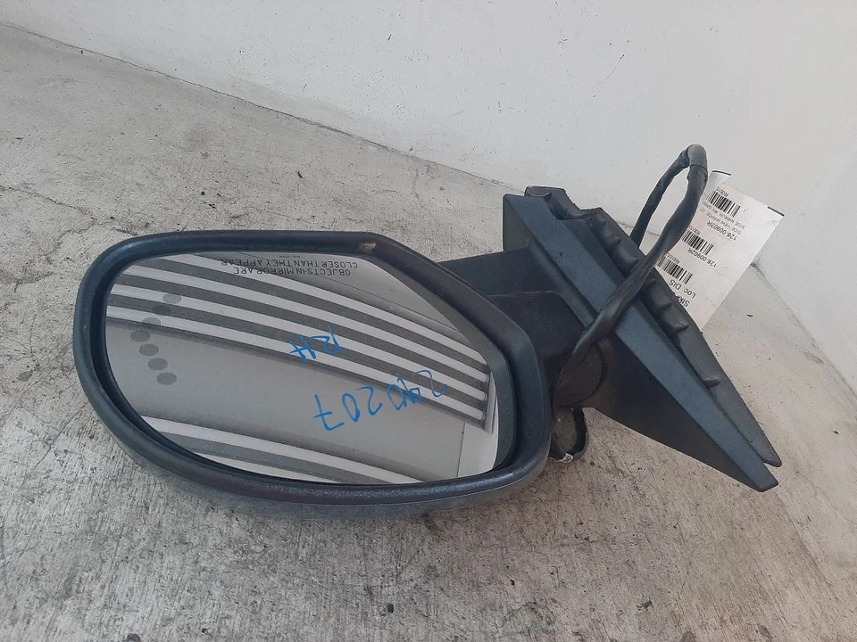 07-08 Espejo retrovisor lateral pasajero Chevrolet Avalanche 1500 Power Opt DL3 25779849 Foto 1 de 4