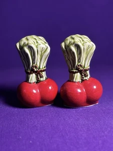 Vintage Lefton Keramik Rettich Salz & Pfefferstreuer Japan - Bild 1 von 4