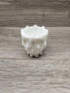 Soporte para palillo de dientes con cuentas ovaladas de vidrio blanco leche Fostoria - Imagen 1 de 5