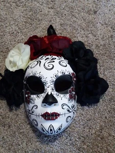 Day of the Dead mask - Picture 1 of 8