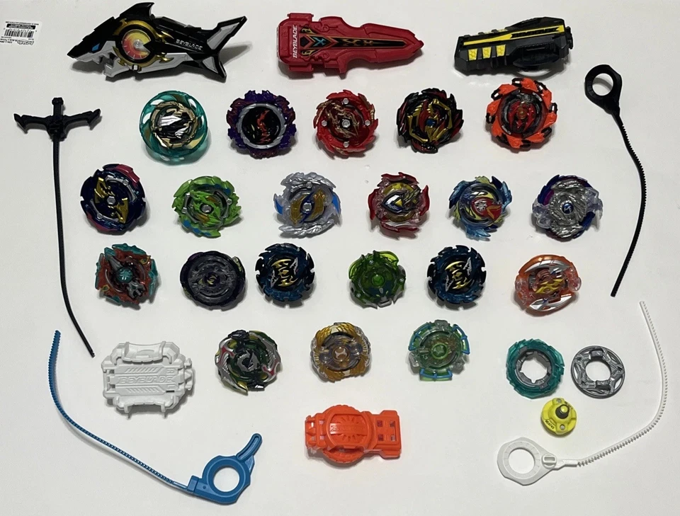 Enorme Lote de 20+ Lanzadores Beyblade Hasbro Tomy Metal Plast Fusion Ripcords + MÁS Foto 1 de 4