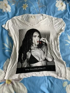Life Is A Joke Eleven Paris Collab Megan Fox White T Shirt Medium V-Neck - Imagen 1 de 3