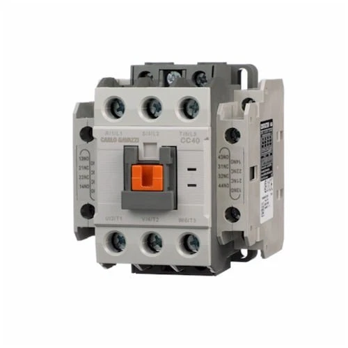 Contactor IEC CARLO GAVAZZI INC CC32SA240 1 PIEZA, 3 PST, NO, 32 amperios, bobina 240 VCA, tornillo Foto 1 de 1