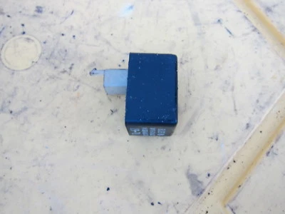 1994 Suzuki Katana 600 GSX600F OEM RELAY - Image 1 of 4