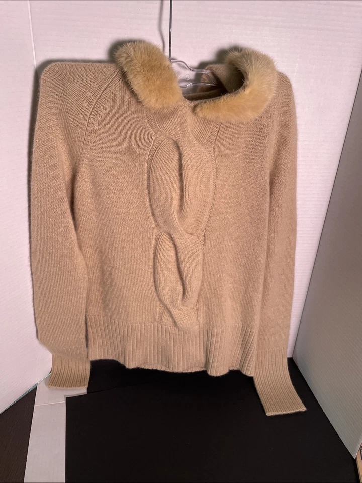 Saks Fifth Avenue 女孩棕褐色羊绒毛衣毛皮装饰独特小缺陷 — 第 1/4 张图片