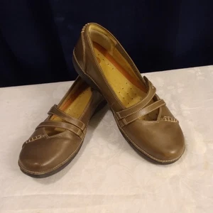 Scarpe donna Clark's strutturate in pelle chiusura con cinturino taglia 9 marrone - Foto 1 di 12