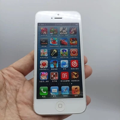 Apple iPhone 5 16GB - Unlocked White Black Lightning Port Collectible phone - Bild 1 von 4