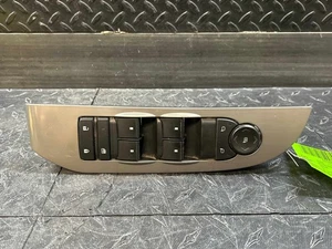 07-14 SUBURBAN Master Door Switch 15906880 lock w/ mirror and window opt DL8 - Picture 1 of 4