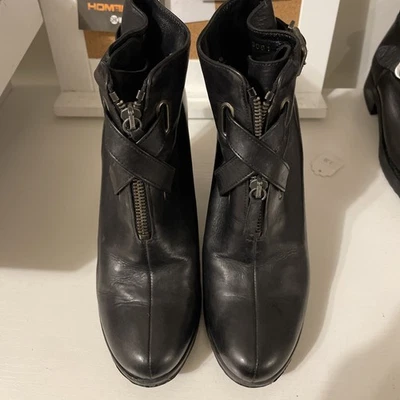 Robert Clergerie Botines Tacones Cuero Negro Hebilla Francia EE. UU. 7 Foto 1 de 4