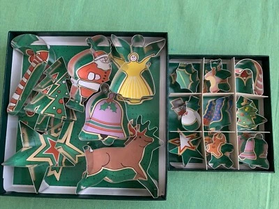 Navidad 16 Cortadores de Galletas de Metal Fox Run Artesanos 7 Estándar 9 Mini Cajas Nuevas Foto 1 de 4