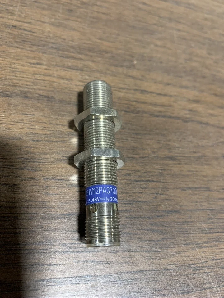 TELEMECANIQUE XS1M12PA370D PROXIMITY SWITCH  B158 - Image 1 of 1