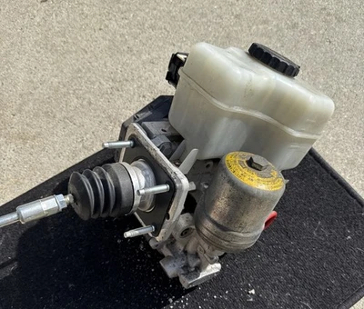 2003-2009 TOYOTA 4RUNNER LEXUS GX470 ABS PUMP MASTER CYLINDER ASSEMBLY OEM 89k - Image 1 of 4