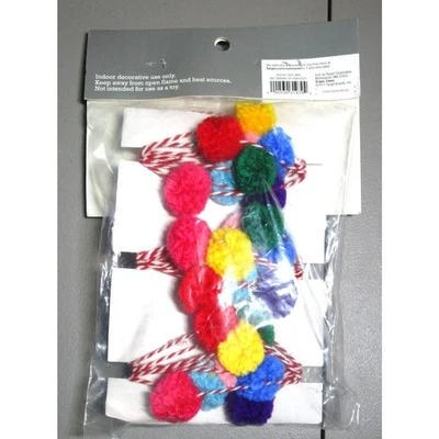 Guirnalda Spritz pompones en línea de hilo 3 hilos 72 pulgadas de largo cada uno 7 colores Foto 1 de 3