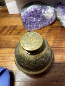 Vintage Messing bemalt geätzt Elefant Tempel zeremonielle Kralle Glocke - 2 5/8 Zoll - Bild 1 von 12