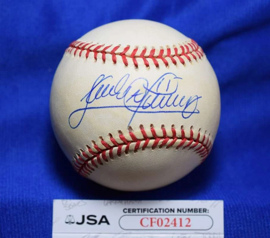 Sandy Alomar  JSA COA Autograph American League OAL Signed Baseball - Image 1 of 2