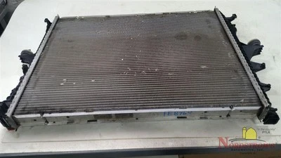 2004 Porsche Cayenne Radiator Foto 1 de 4