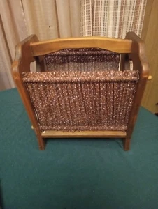 Nice Wooden And Cloth MCM Magazine/Newspaper Holder. In Fantastic Condition. - Picture 1 of 5