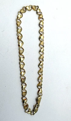 10k Yellow Gold Heart Link Bracelet 1.4 grams & 7-1/4" - Image 1 of 4