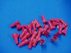 25 GARDNER BENDER RED WING GARD ULTRA WIDE CONNECTOR USA KONISCHE MUTTERN - Bild 1 von 4